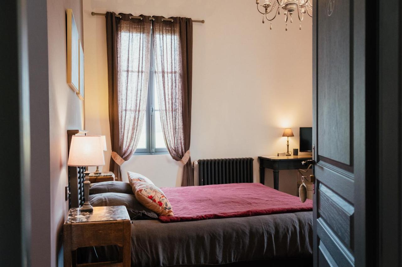 Villa 2 Pas Sages La Roche-Chalais 외부 사진