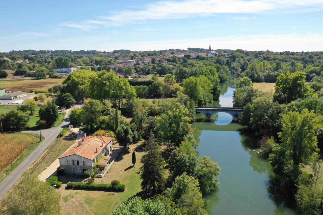 Villa 2 Pas Sages La Roche-Chalais 외부 사진